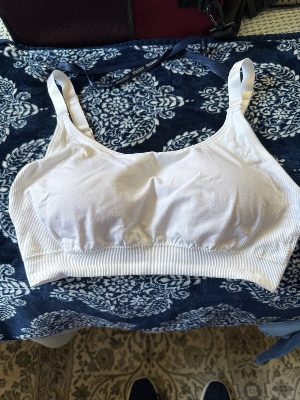 dip White Seamless Stretch Sports Bra